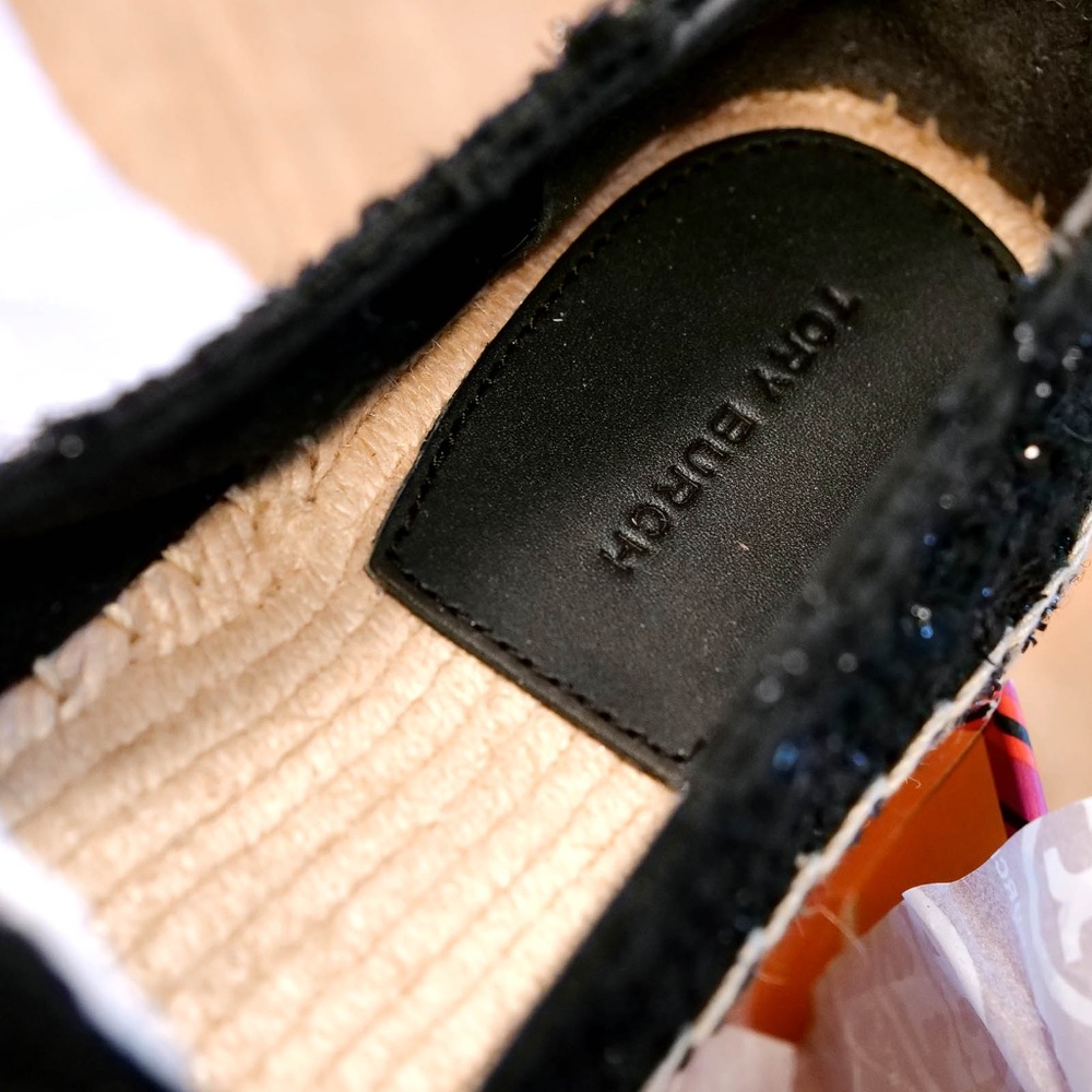 Tory Burch Pearl Logo Flat Espadrille, Perfect Black, 11 — NWT - Picture 5 of 9